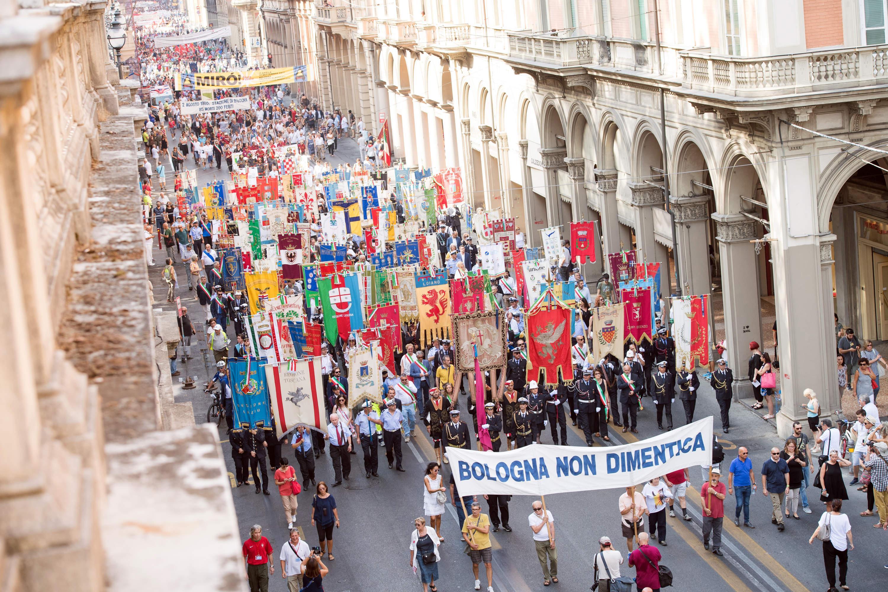 Strage, reggiani a Bologna in cerca di verità e giustizia