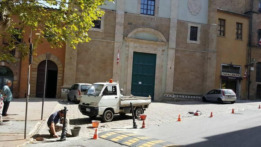 Con i paletti artistici addio sosta selvaggia