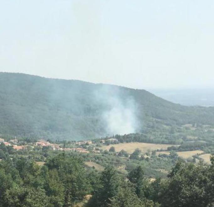 Brucia Selvena Paura vicino alla frazione