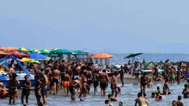 Sorpresa, l’alga tossica (per ora) non c’è più