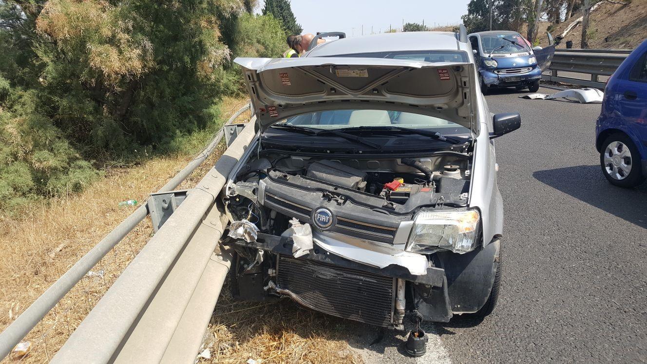 Una delle auto coinvolte nell'incidente (foto Mario Rosas)
