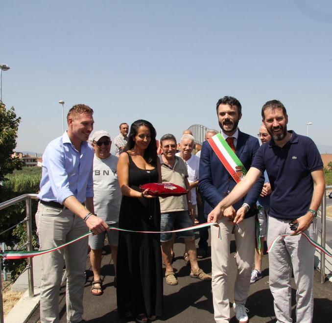 Passerella per ciclisti e pedoni 