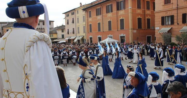 A Pietrasanta è ritornato il Medioevo 