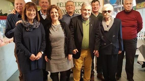Coro e Teatro, chiusura col botto
