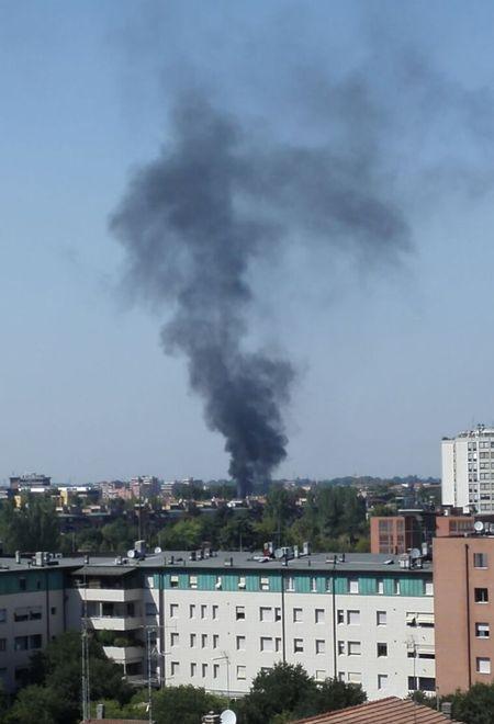 Piccolo incendio ma un grande fumo