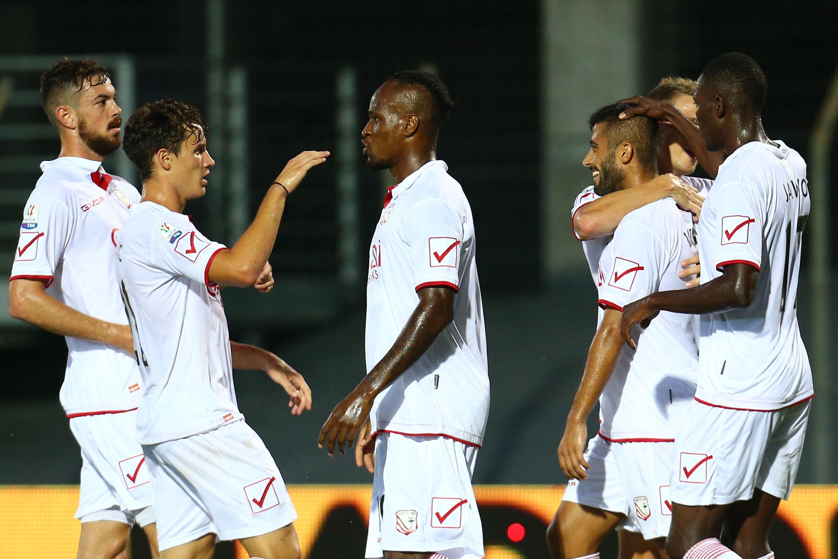 Carpi, è subito festa: poker al Livorno
