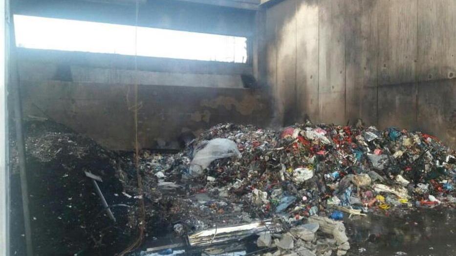 Incendio a Scapigliato l’avviso di Arpat sulle sostanze disperse
