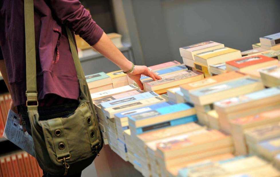 Quattro Castella: se fai volontariato i libri te li paga il comune 