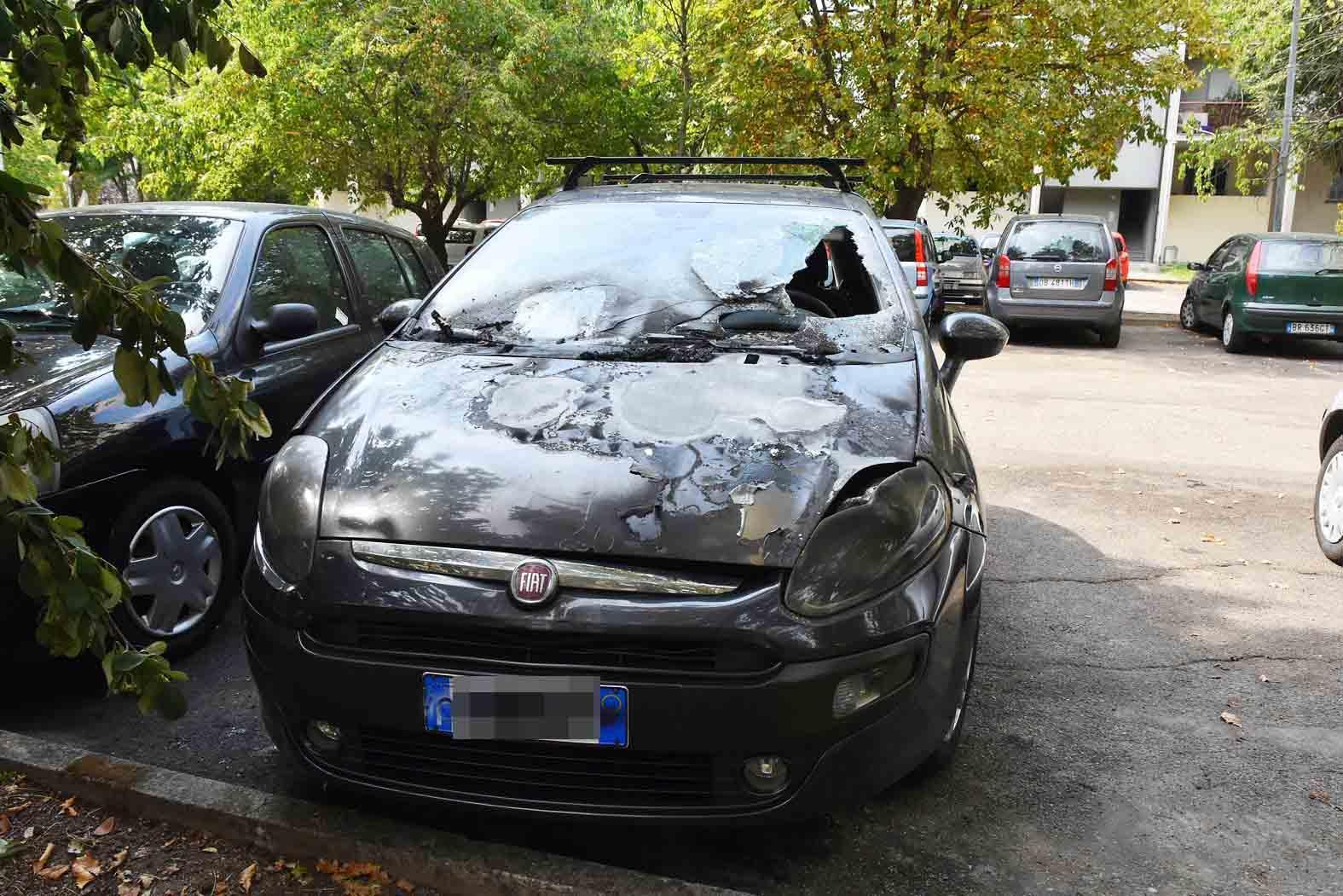Reggio Emilia, l'auto incendiata è di un imputato di Aemilia 