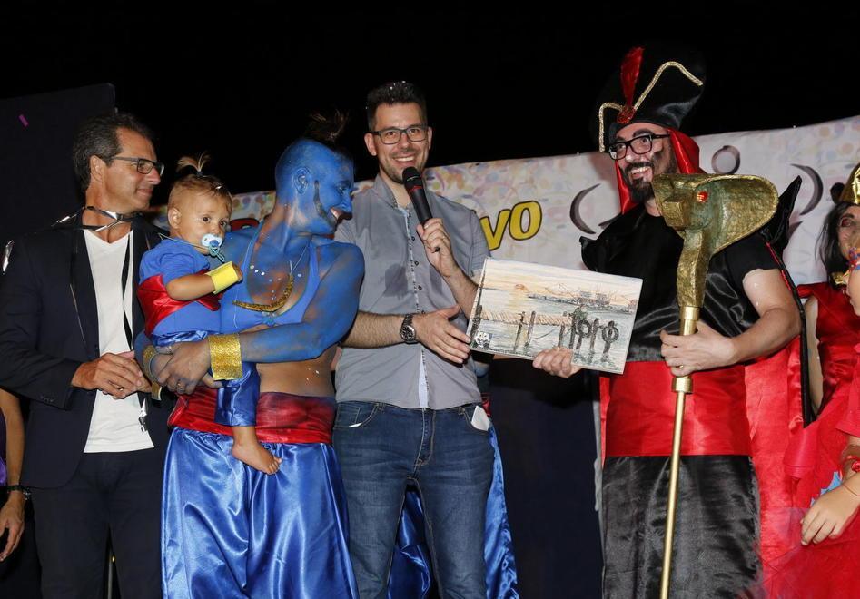 Il carro di Aladdin batte la concorrenza 