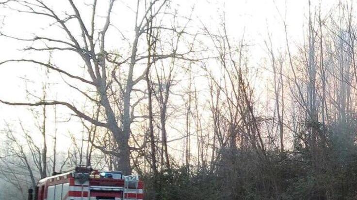 Incendio di bosco e sterpaglia
