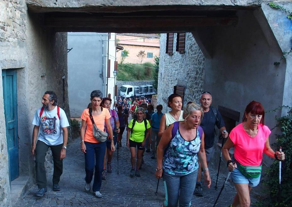 “Martedincammino” saluta con stelle e cocomeri 