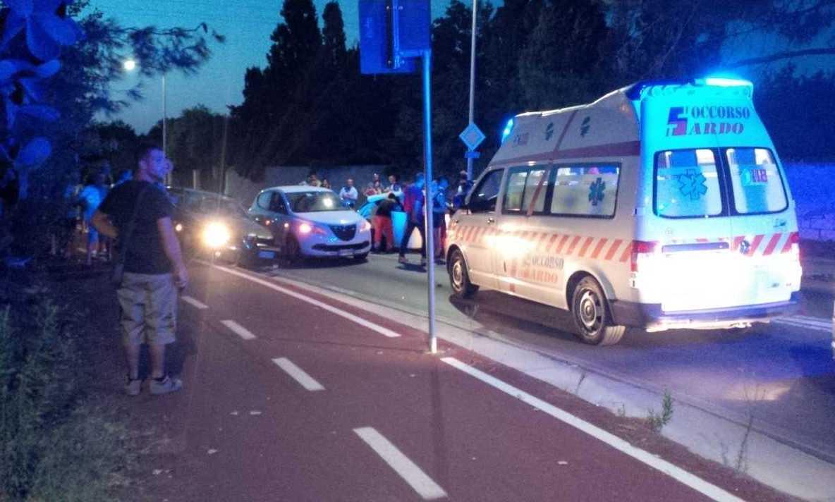 Tre feriti nello scontro fra tre auto