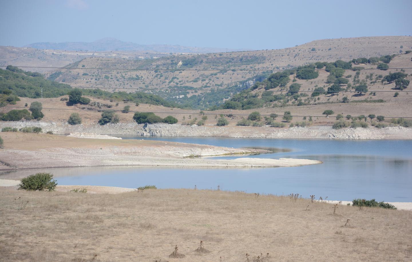 Siccità, acqua razionata di notte 