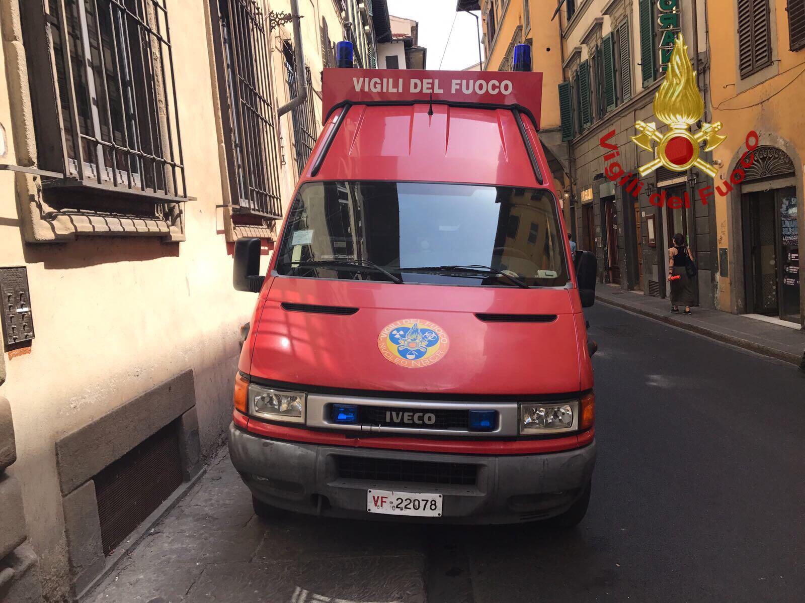 L'intervento dei vigili del fuoco in via Sant'Egidio