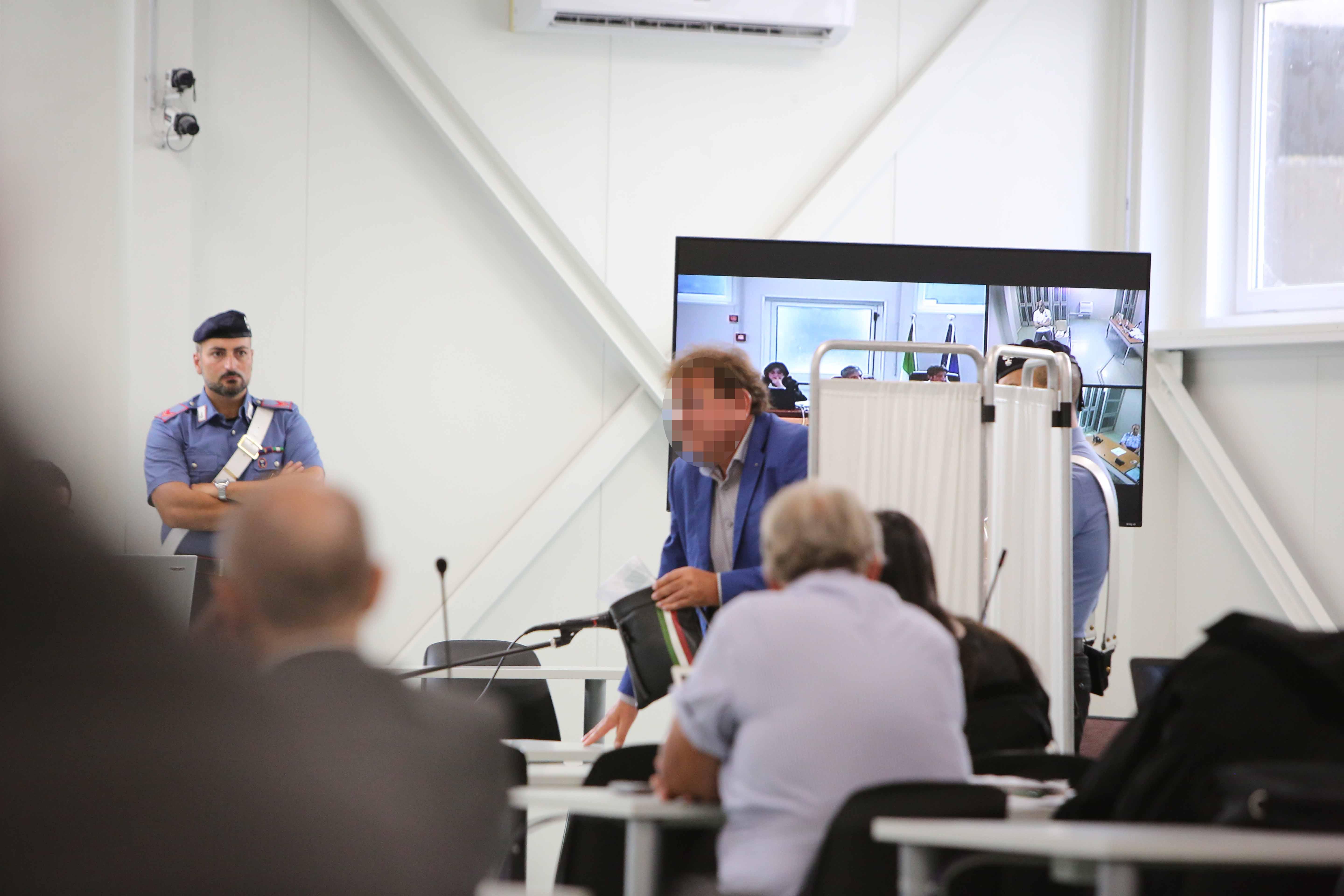 «Ho paura, non parlo» e il testimone di Aemilia va via 