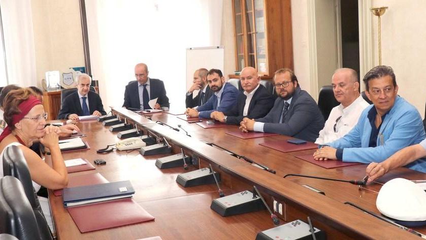 Più agenti e telecamere mobili Parte la lotta contro i pusher