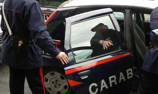 Due ragazzi scippano una 70enne a Budrio