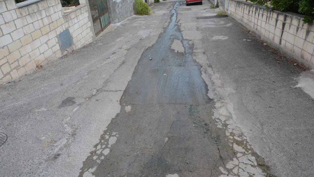 Nelle borgate di Cuglieri tra autobotti e rassegnazione