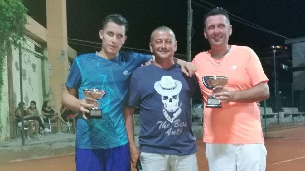 Leonardo Rispoli asso pigliatutto al torneo di quarta categoria
