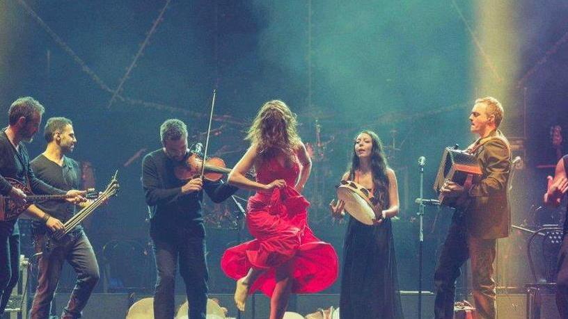 I ritmi del Salento, Roberto Cacciapaglia e Laurance in piazza