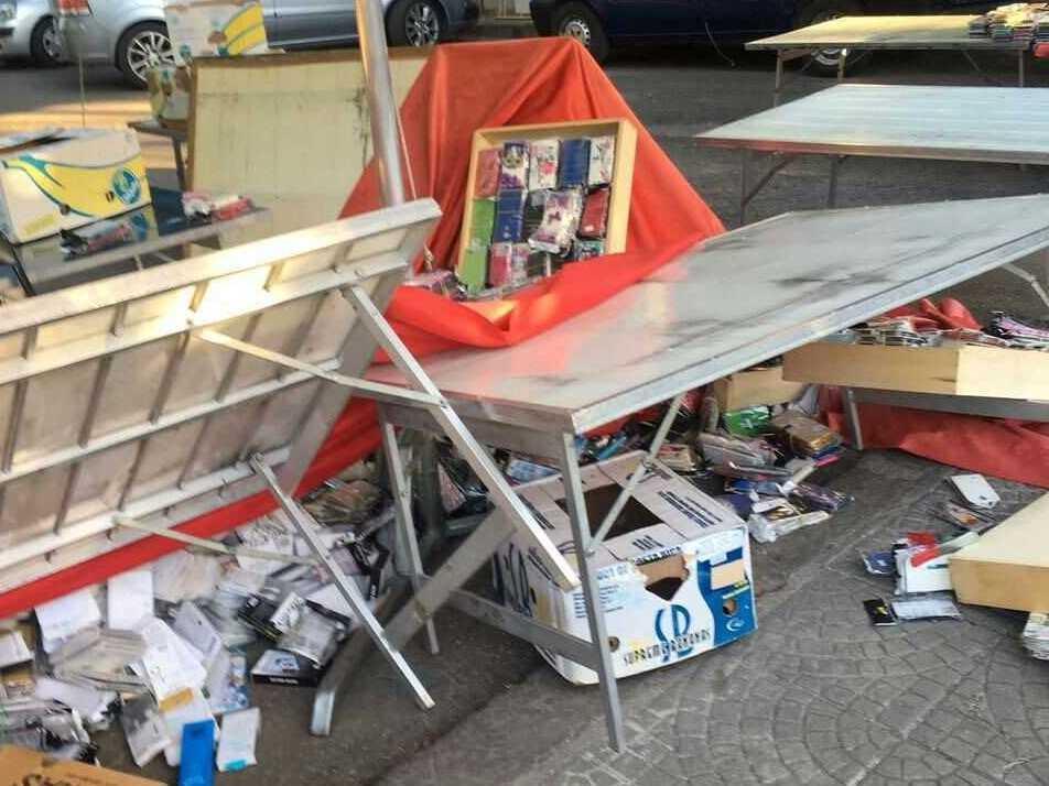 Due arresti per l’estorsione all’ambulante 