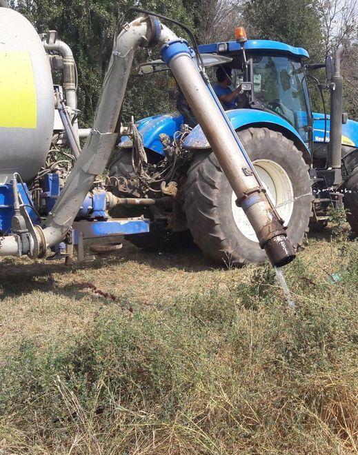 Emergenza siccità I volontari innaffiano il parco “a 5 Stelle” 