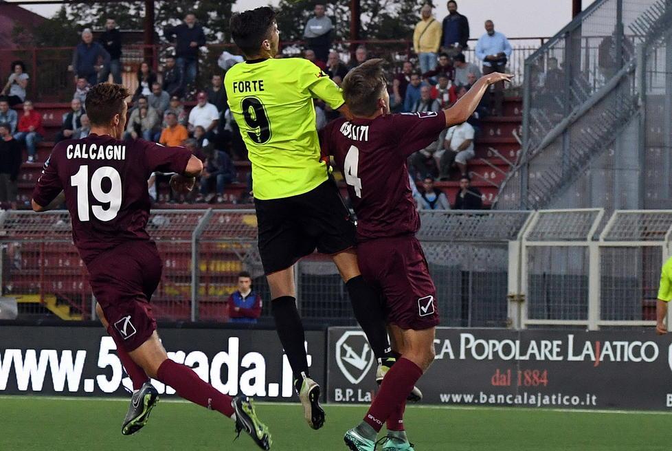Siena, Pontedera e Livorno tris di derby per la Lucchese 