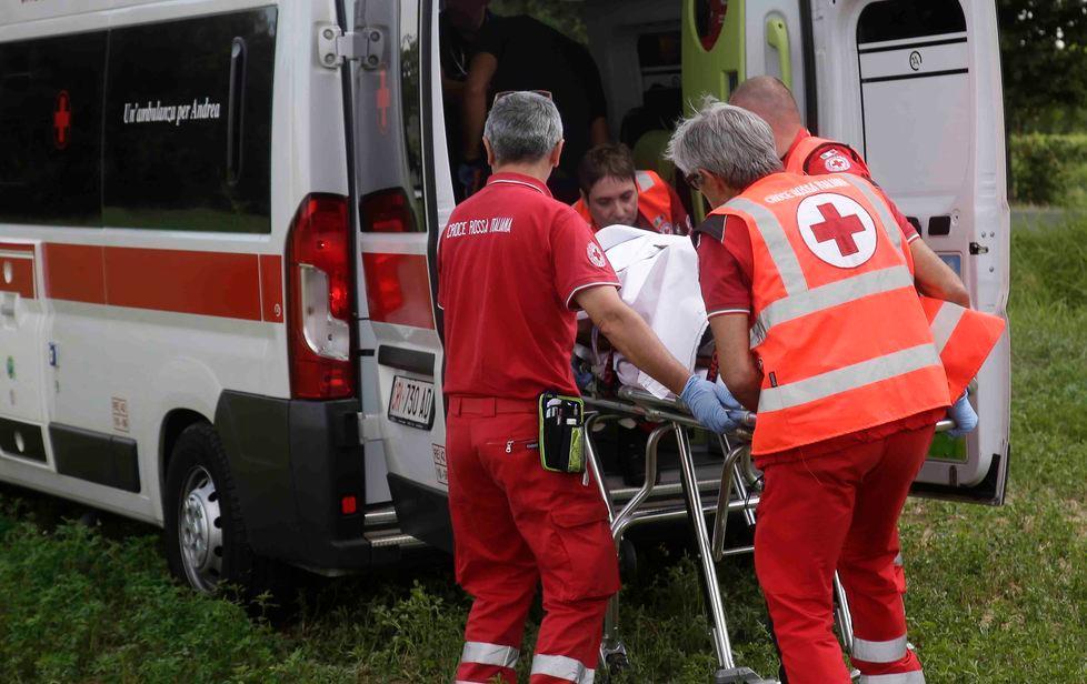 Grave centauro sbalzato dal vento 