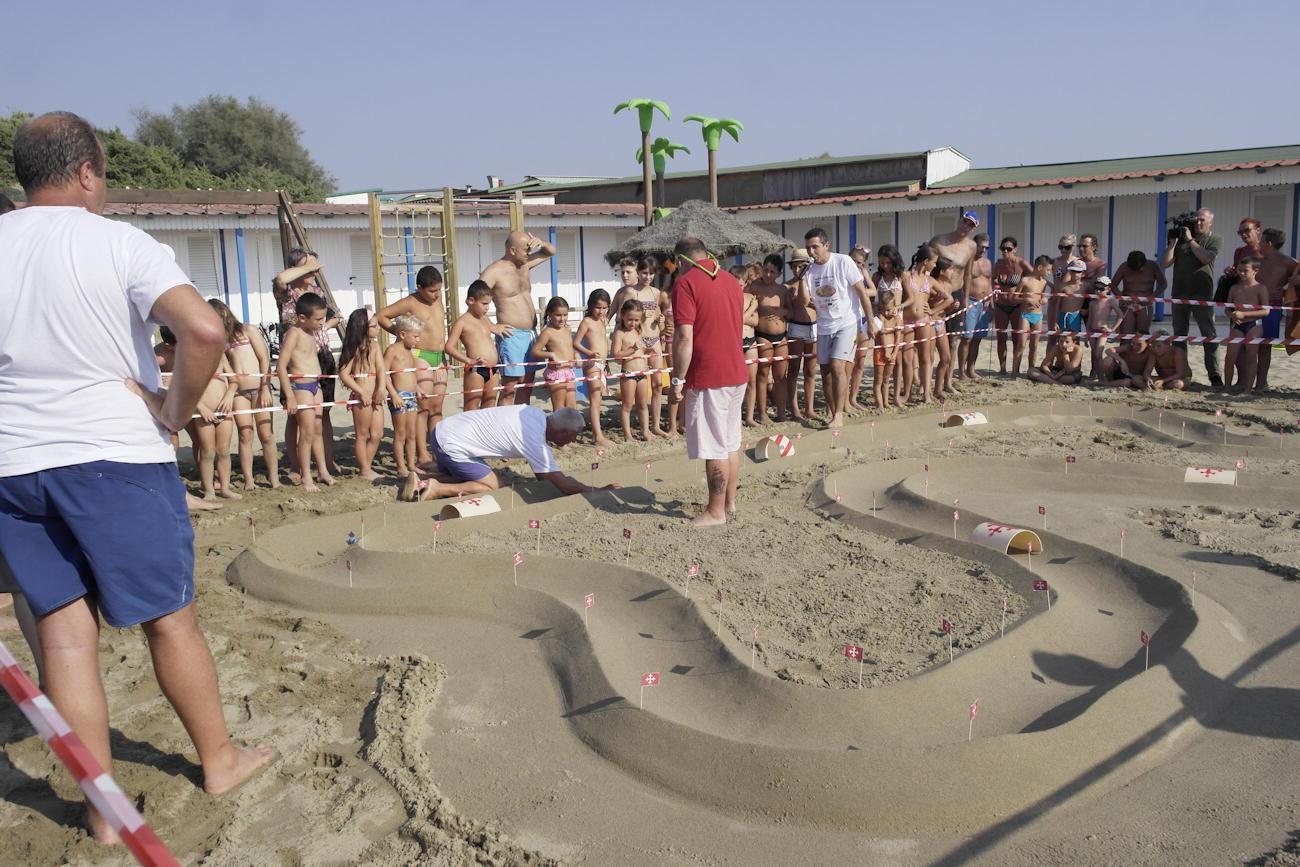 La pista è fatta, comincia la "corsa"