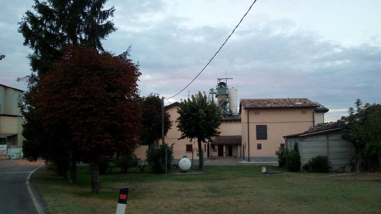 La casa recintata dove si è verificata l'esplosione