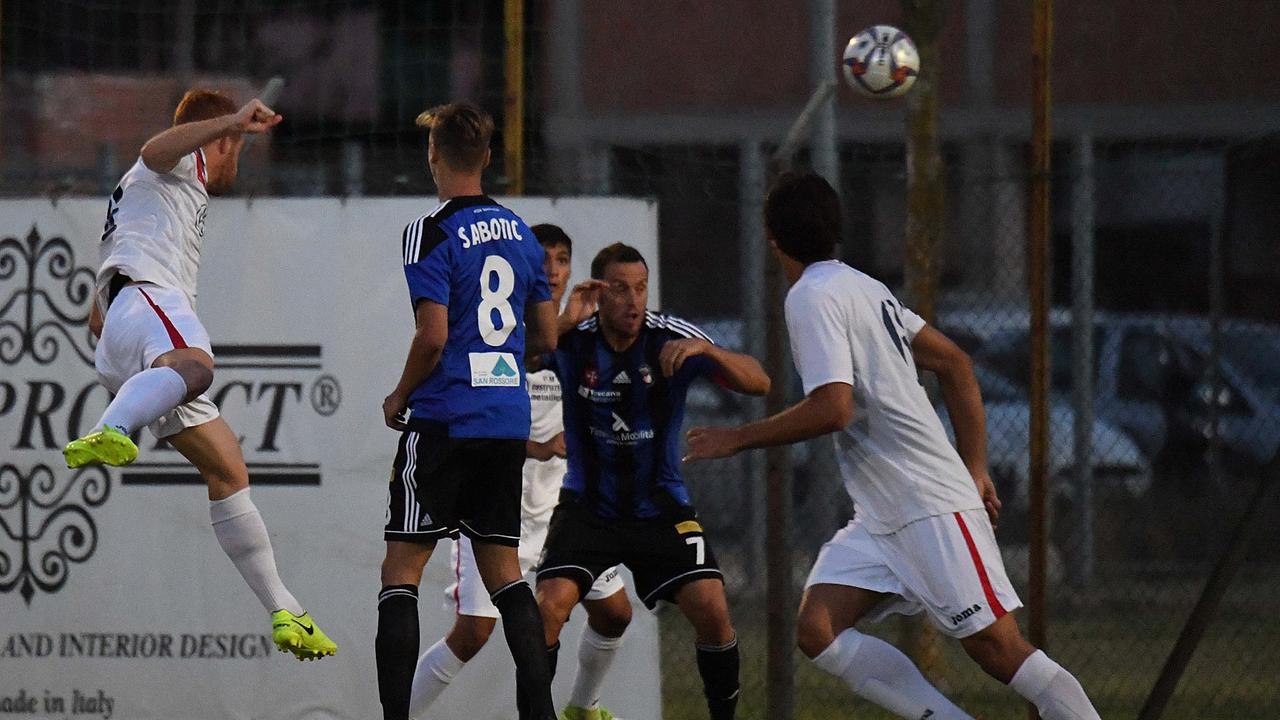 Un momento del match Ponsacco-Pisa (foto Franco Silvi)