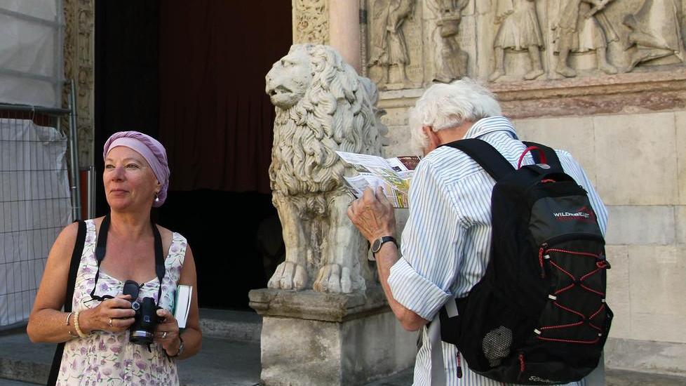 Un grazie a chi ora tiene “aperta la città”