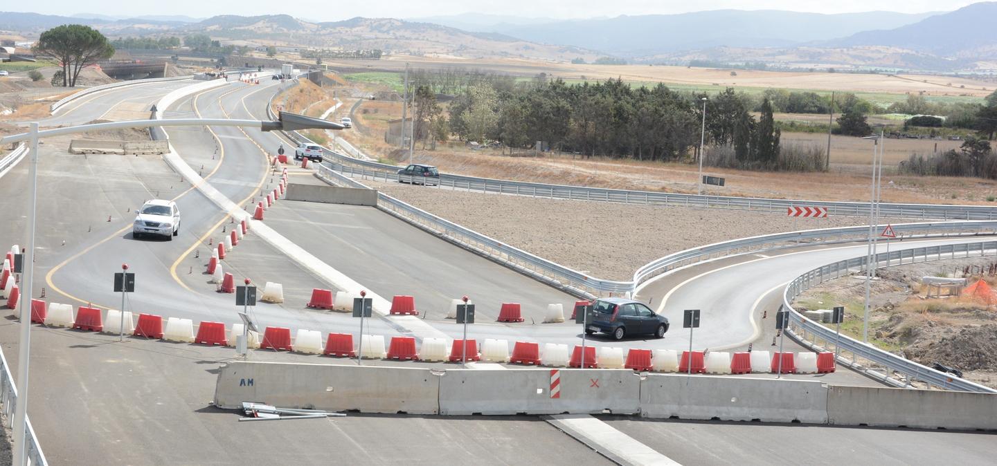 Strade a ostacoli nell’isola delle vacanze 