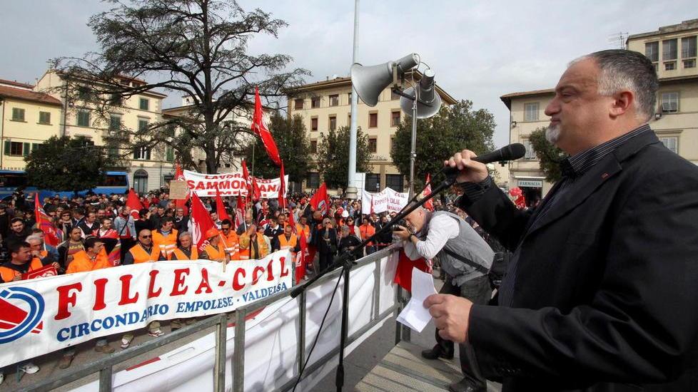 Rossano Rossi durante un comizio