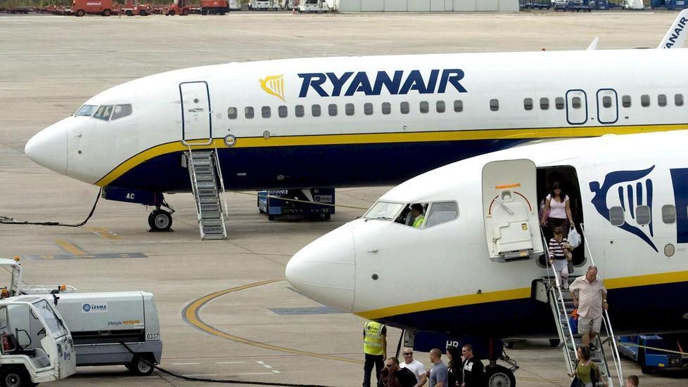Malore in volo, muore nel bagno dell’aereo 