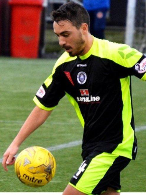 Chezzi pesca alla Scottish League one 