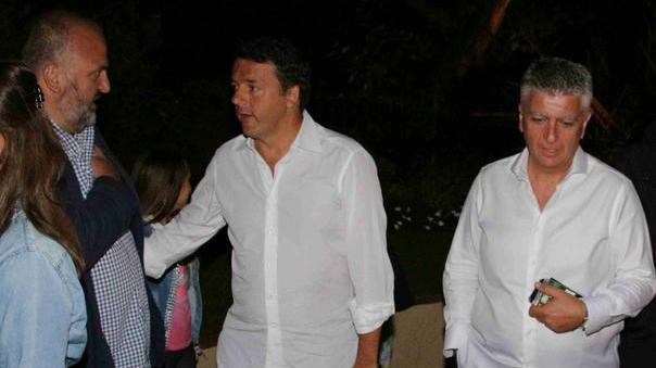 Renzi e Mallegni escono dalla cena