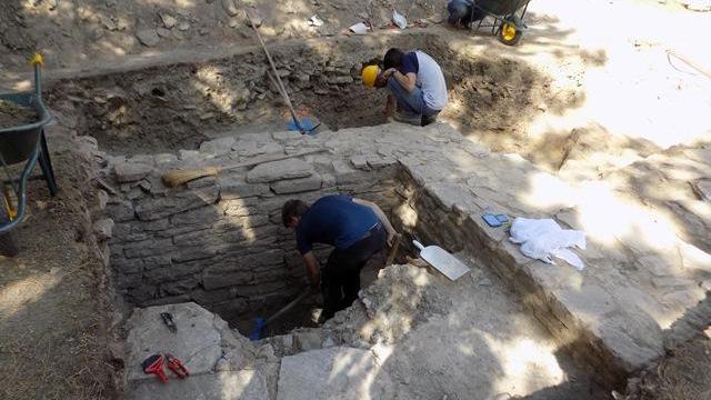 Gli scavi fanno riemergere l’antico castello di Toano