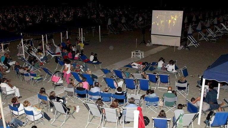 Oltre la... tintarella tra rassegne e concerti