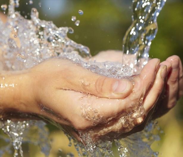 Acqua, via al razionamento I consumi sono da record 
