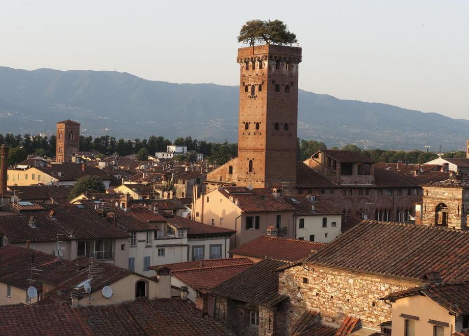 Turismo a Lucca, sei mesi di boom: arrivi in aumento dell’11% 