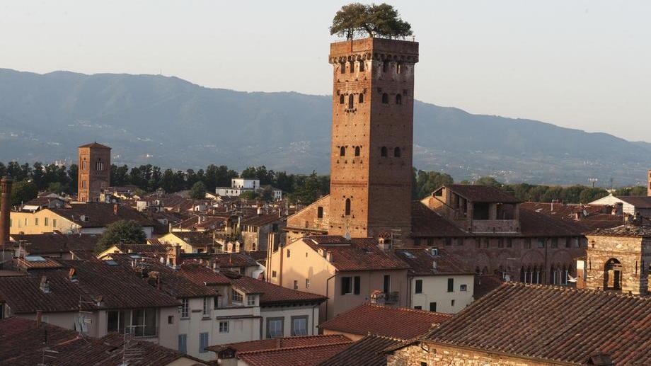 Turismo a Lucca, sei mesi di boom: arrivi in aumento dell’11%