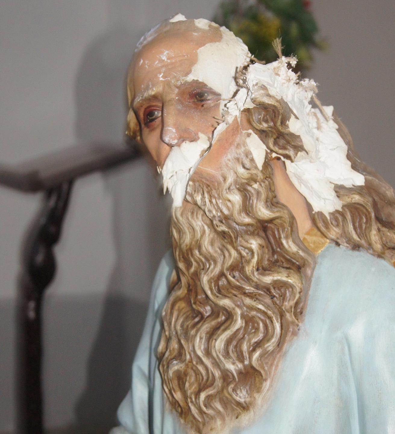 Chiese profanate, sale la rabbia 