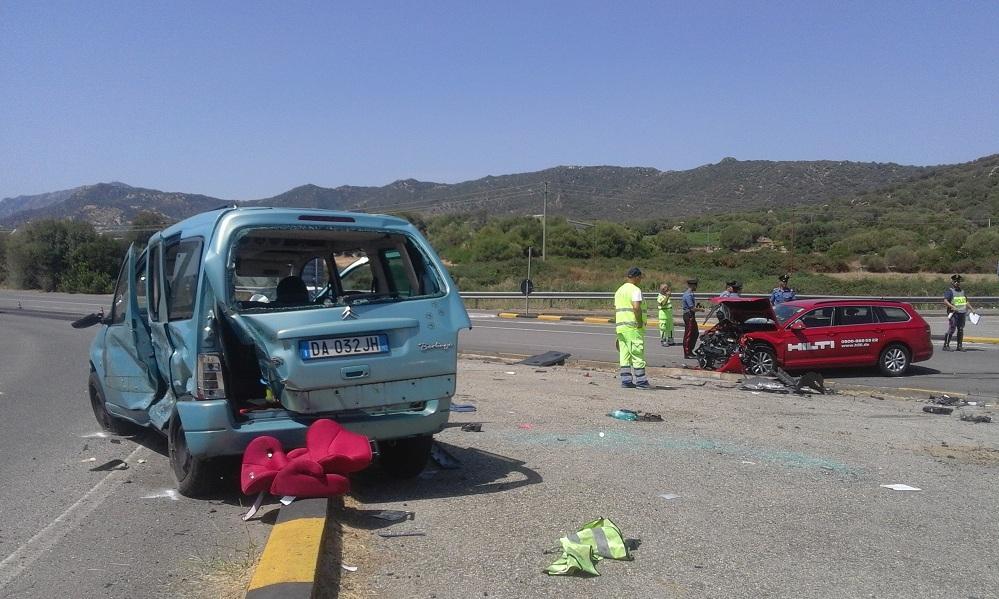 Una drammatica immagine dell'incidente (foto nino muggianu)