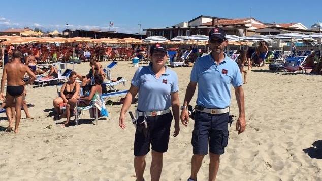 Multe a raffica alle auto in sosta e al risveglio tutti senza corrente