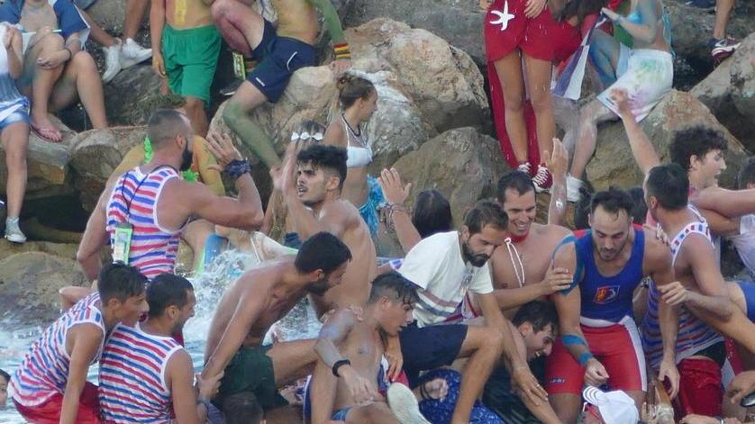 Il palio marinaro va alla Pilarella