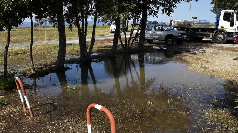 Bozzone, si rompe tubo in eternit Il Fiora: «Non c’è alcun rischio»