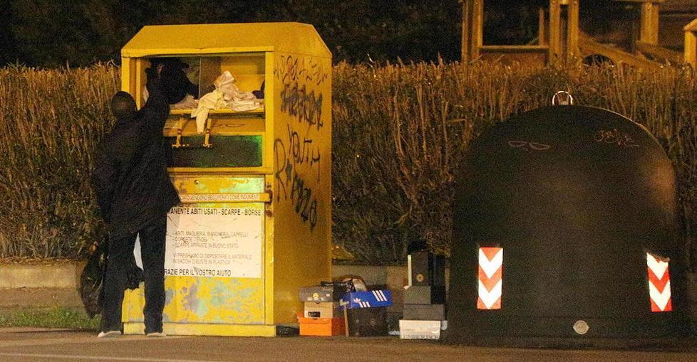 Altri due nigeriani accusati del furto di vestiti alla Caritas