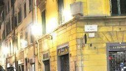 Ragazzino chiama la polizia: «Mamma e papà vogliono uccidersi»